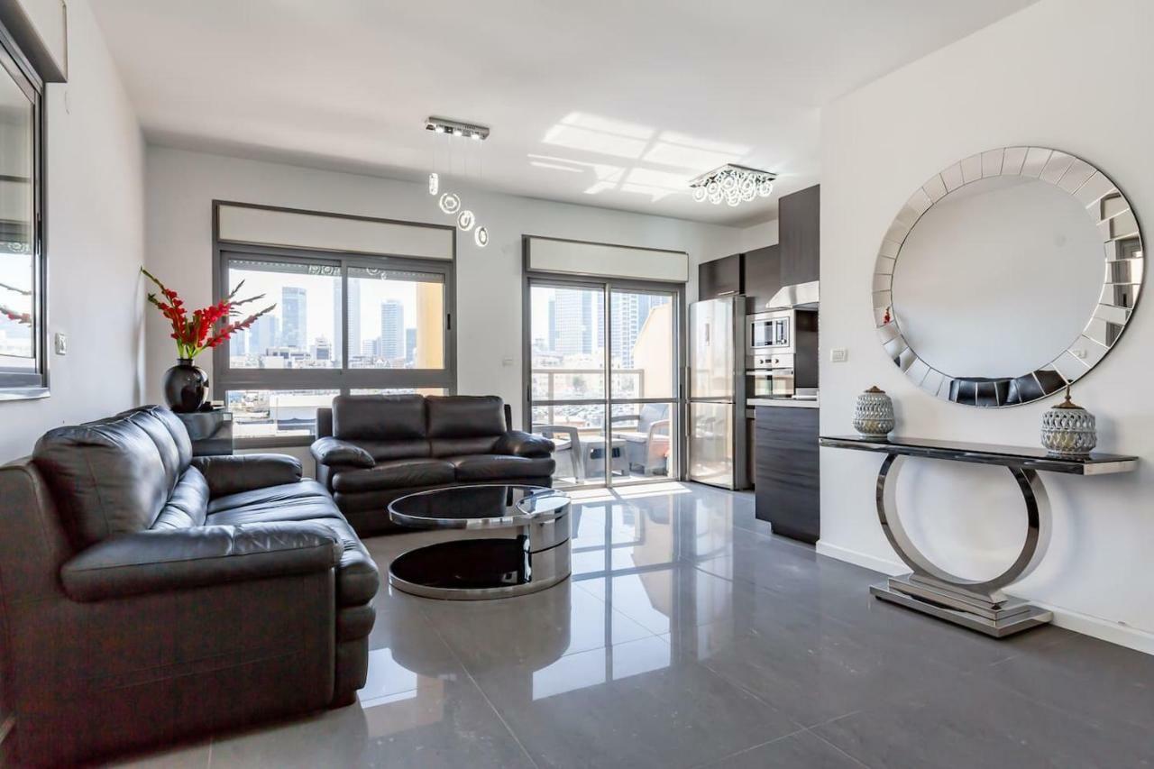 Lägenhet på 75 m² i Strandområde, med 2 sovrum och 2 badrum  Tel Aviv Exteriör bild